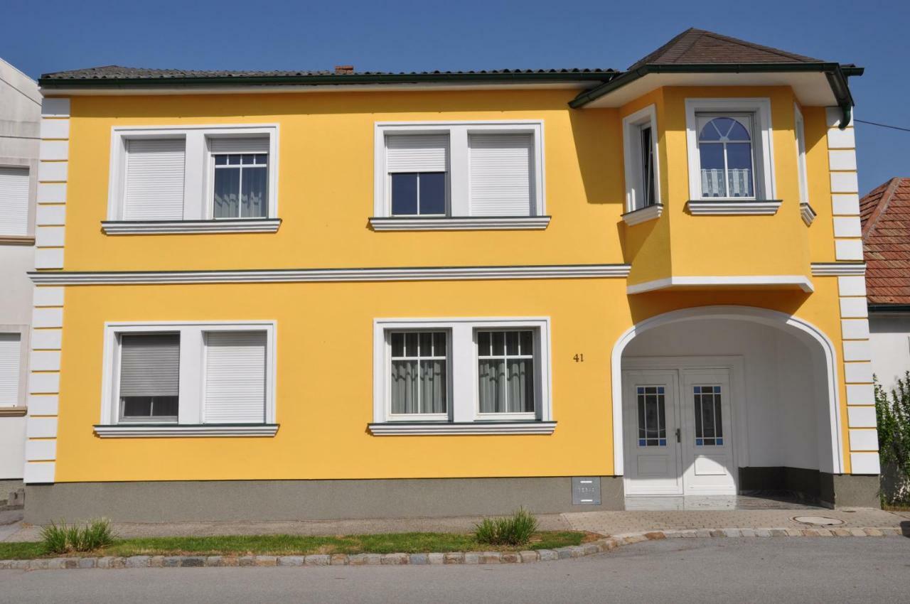 Gaestezimmer Resi Illmitz Buitenkant foto